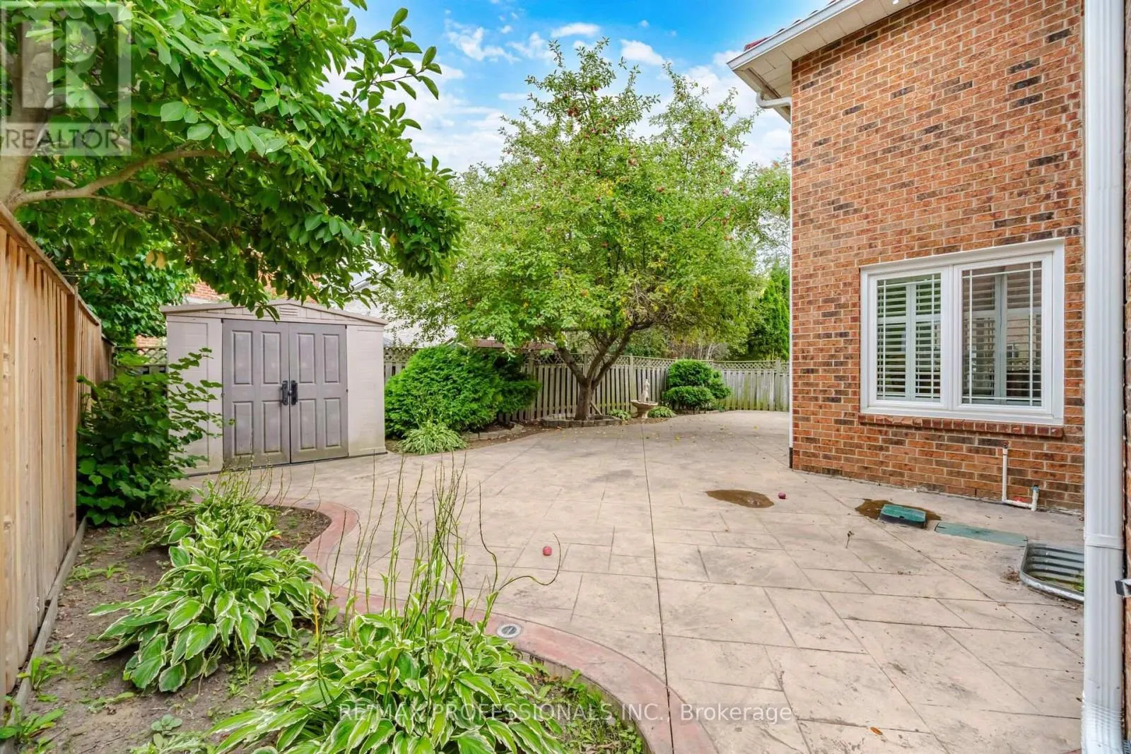 4 MCFADDEN DRIVE