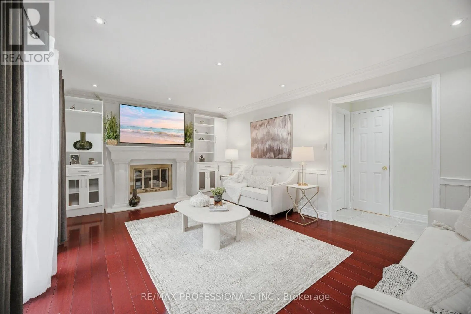 4 MCFADDEN DRIVE