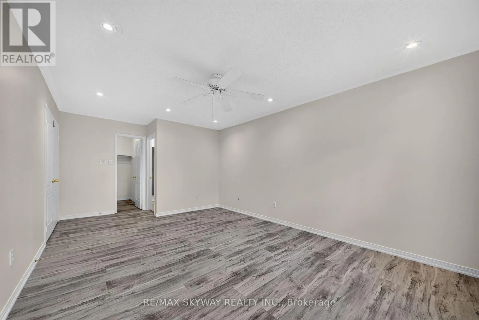 7 MADRONNA GARDENS