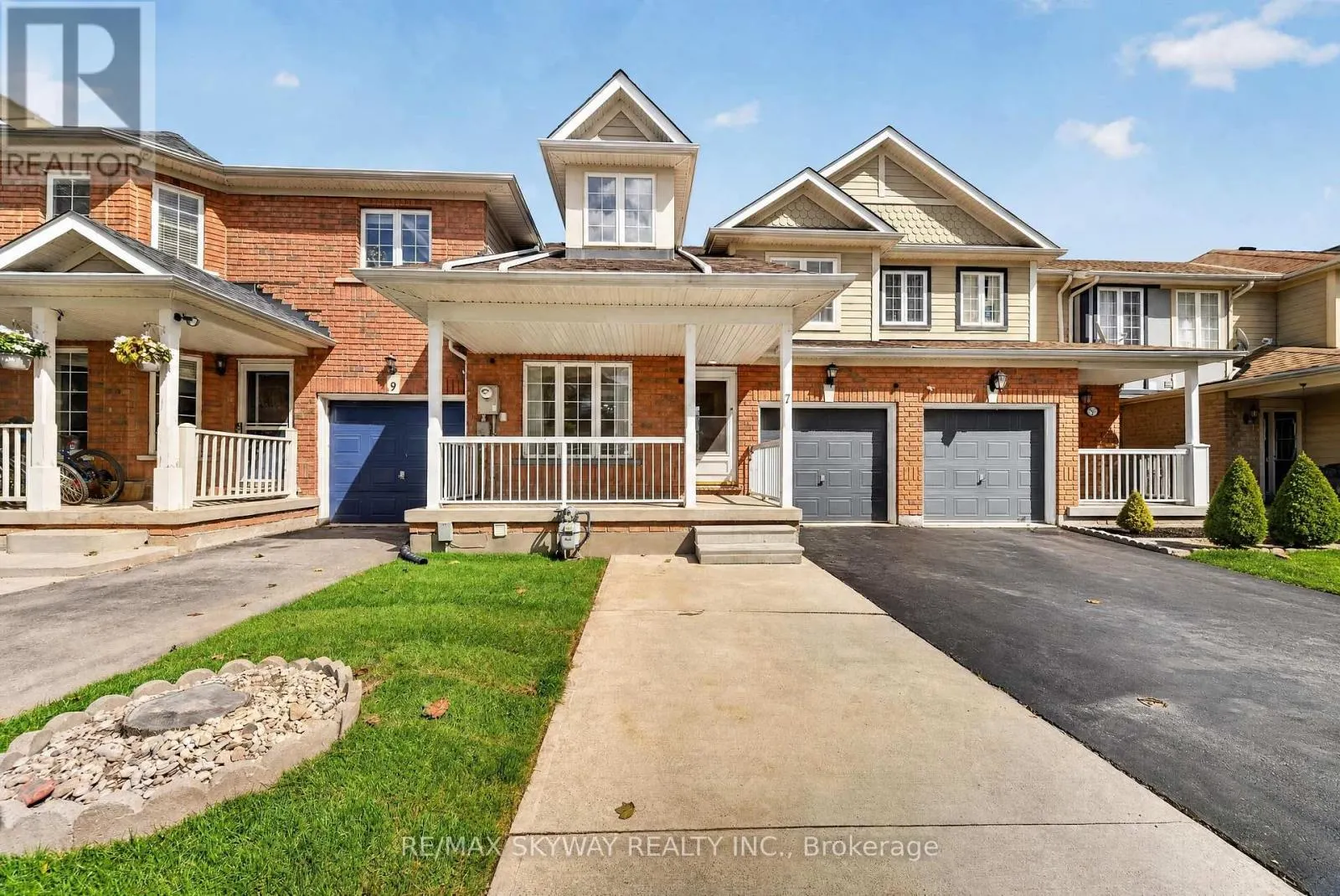 7 MADRONNA GARDENS