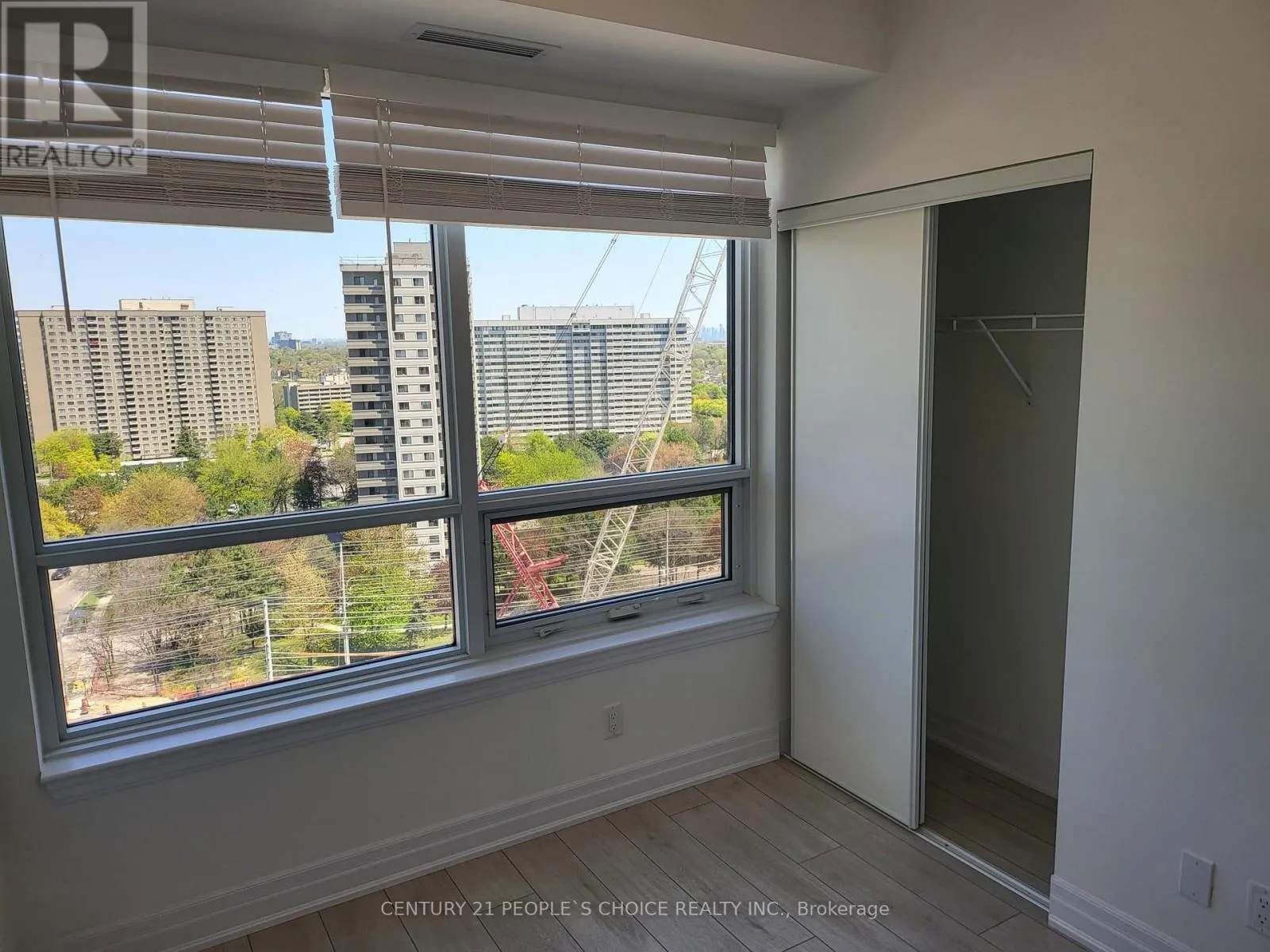 1102 - 30 ELM DRIVE W