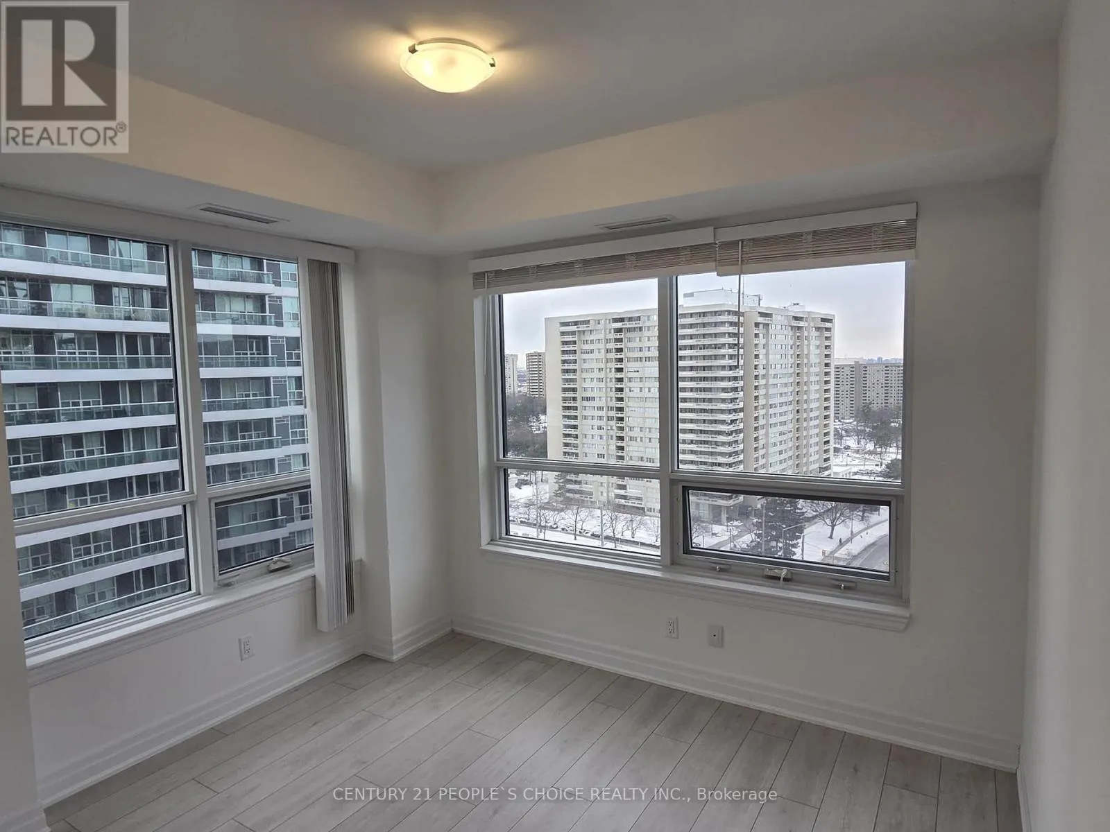 1102 - 30 ELM DRIVE W
