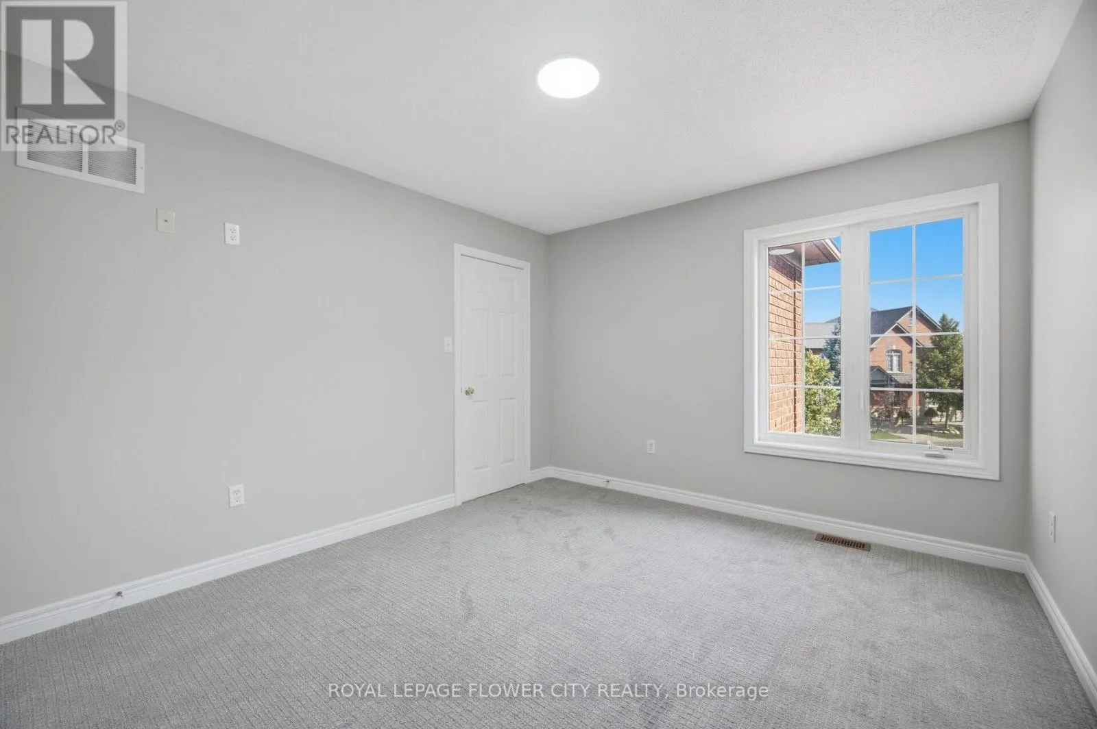 56 LAURENTIDE CRESCENT