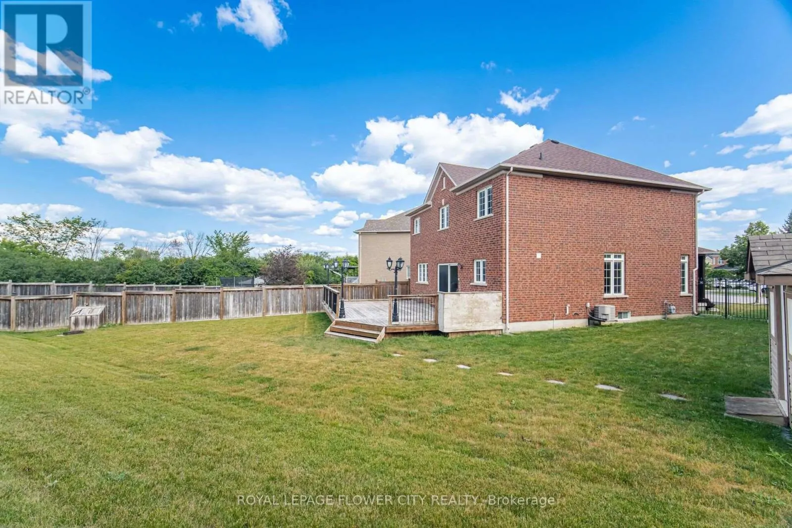 56 LAURENTIDE CRESCENT