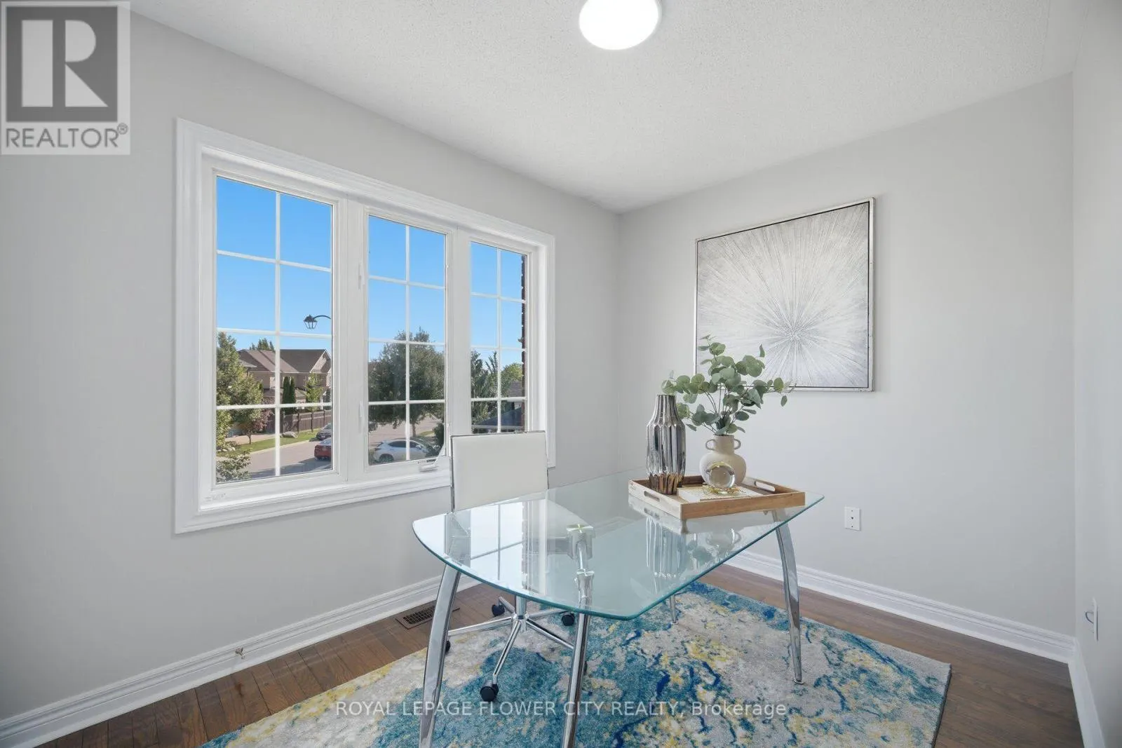 56 LAURENTIDE CRESCENT