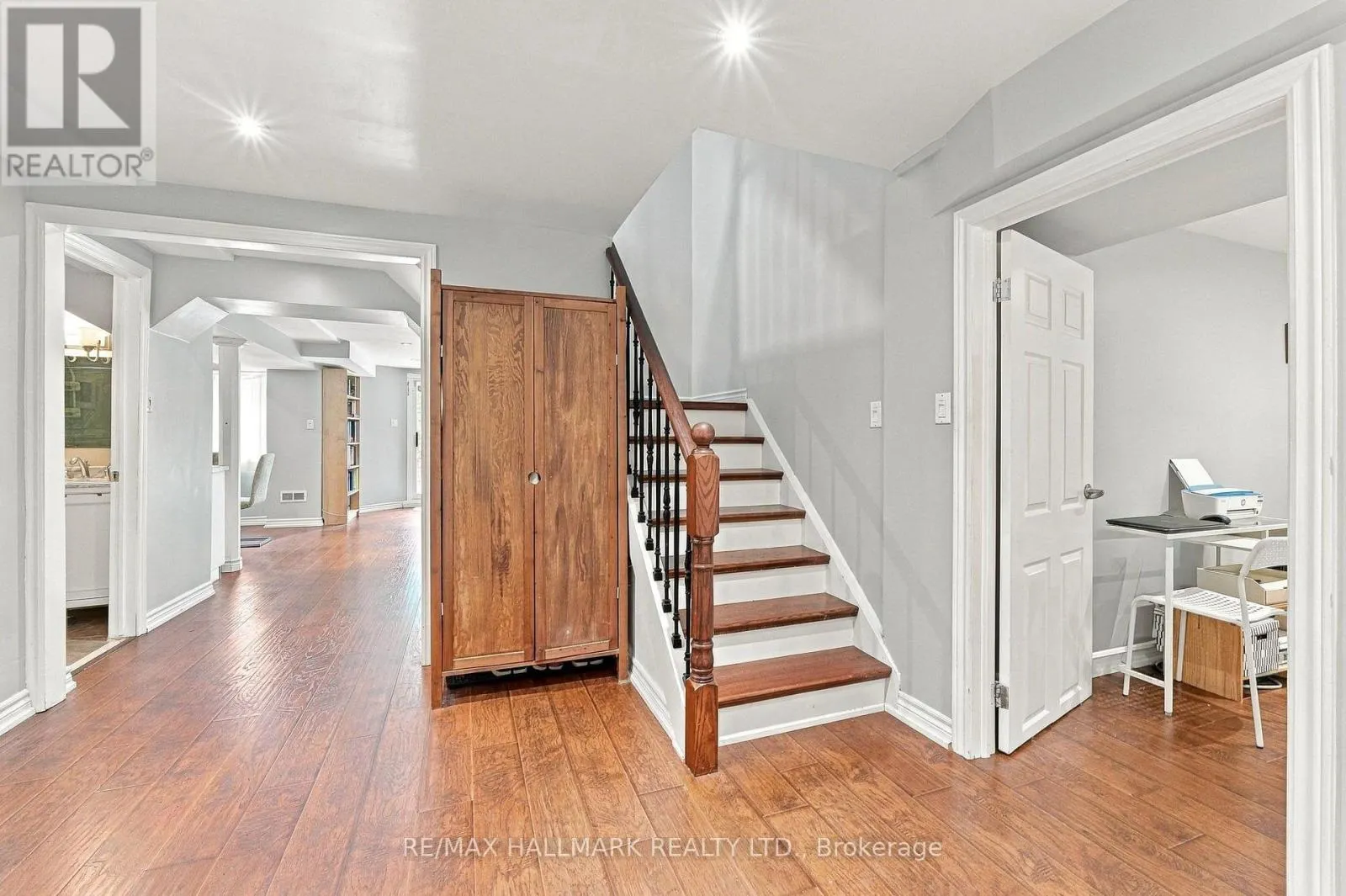 1246 WINTERBOURNE DRIVE