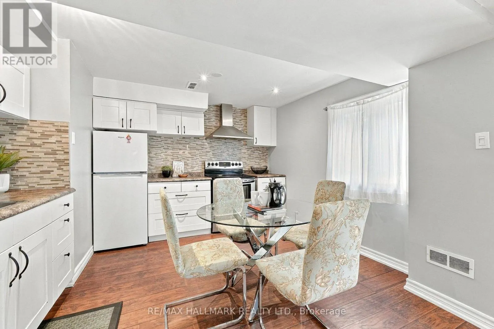 1246 WINTERBOURNE DRIVE