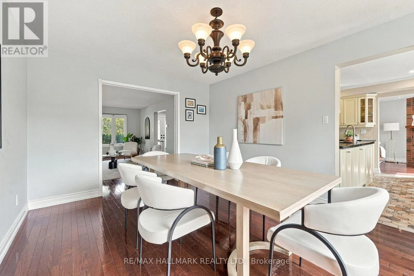 1246 WINTERBOURNE DRIVE