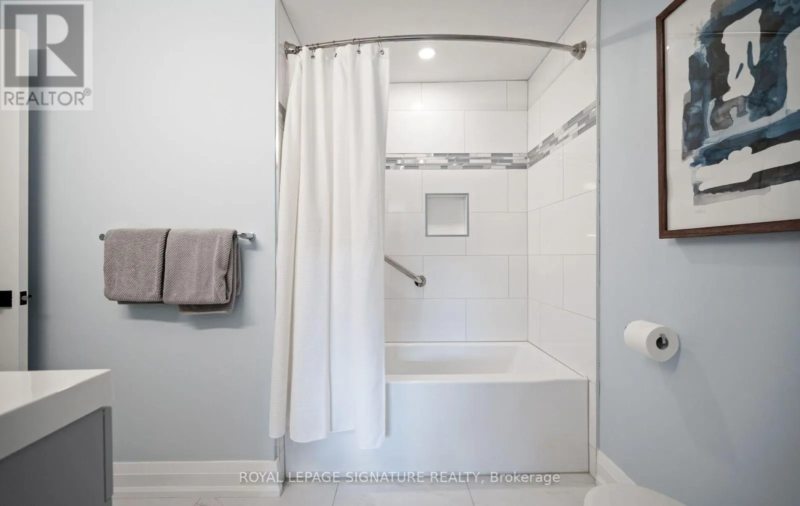 51 - 5536 MONTEVIDEO ROAD