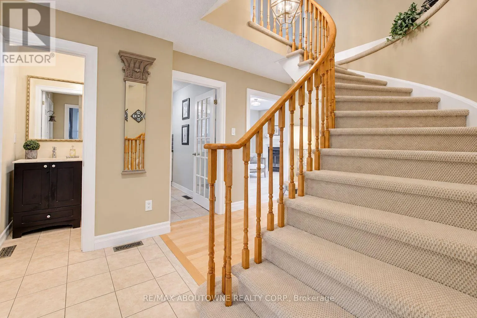 3668 COLONIAL DRIVE