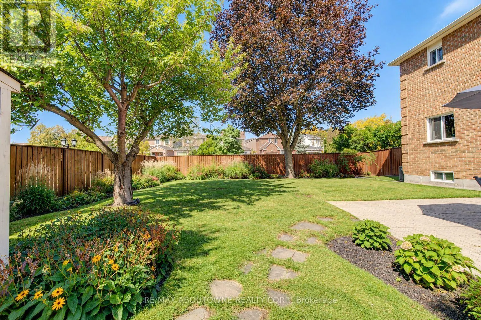 3668 COLONIAL DRIVE