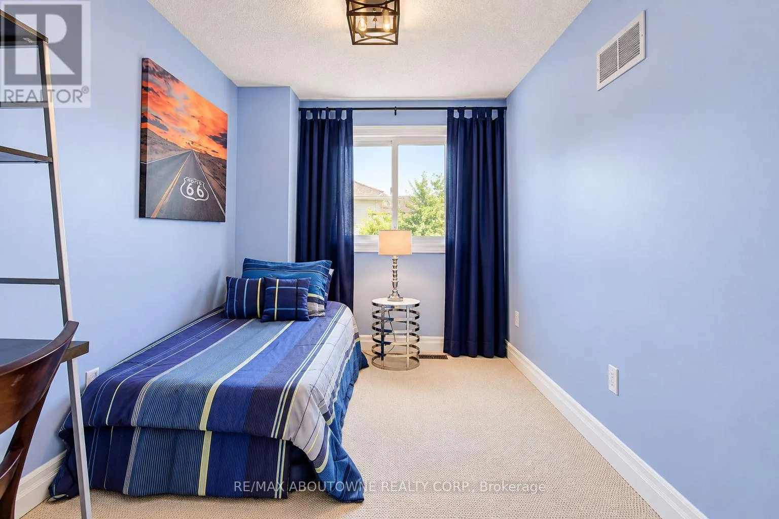 3668 COLONIAL DRIVE