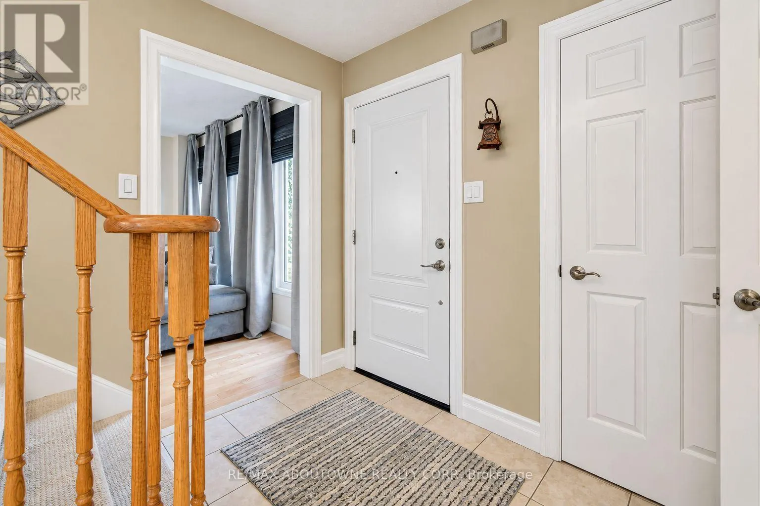 3668 COLONIAL DRIVE