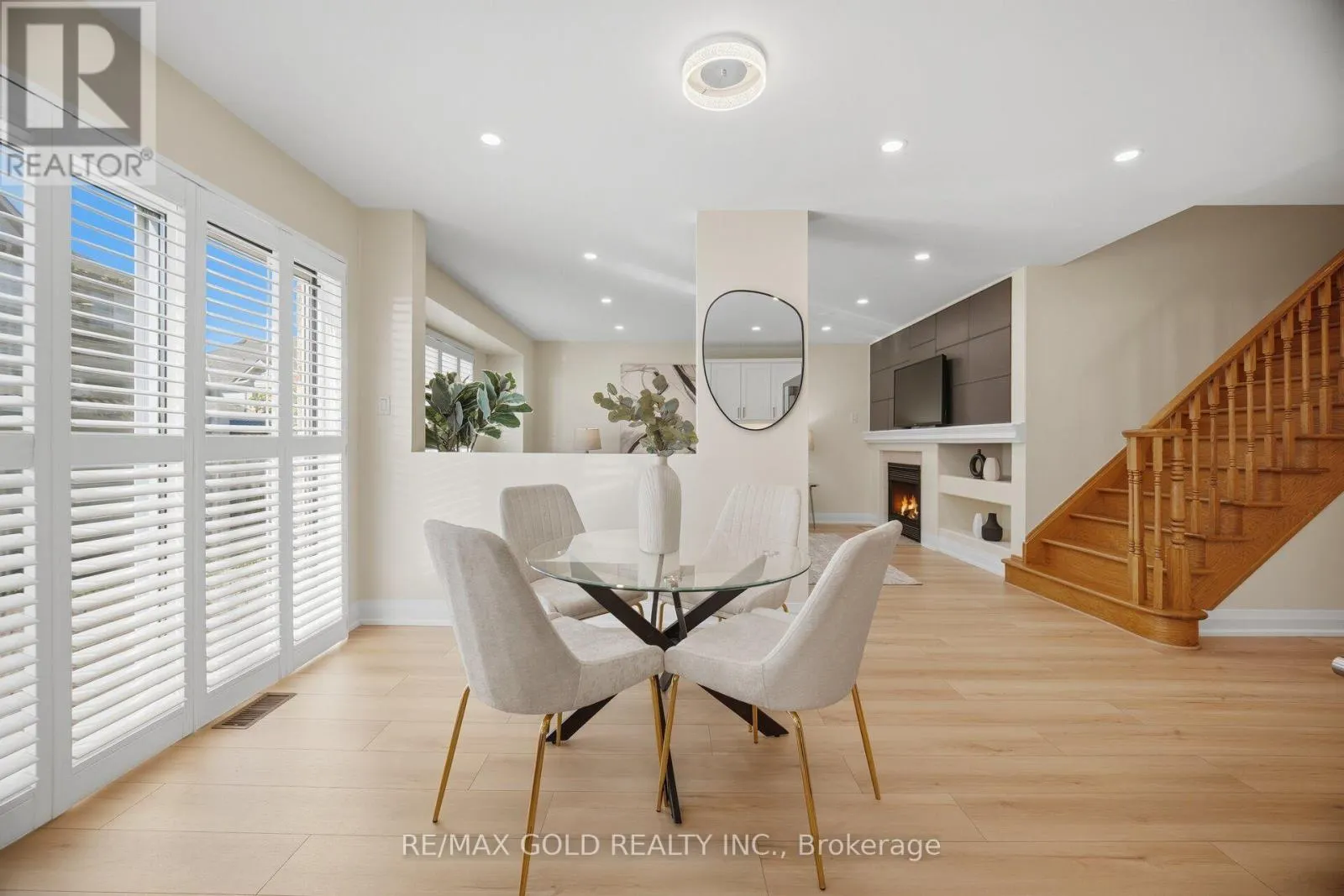 5566 BROADPATH GATE