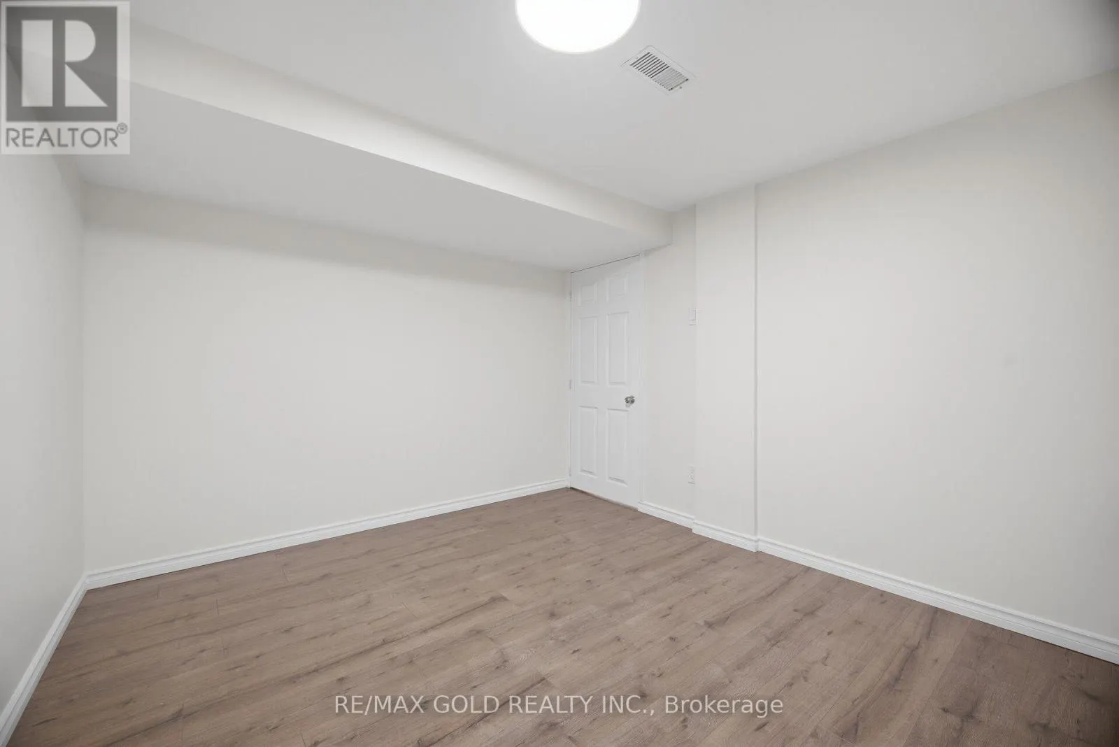 5566 BROADPATH GATE