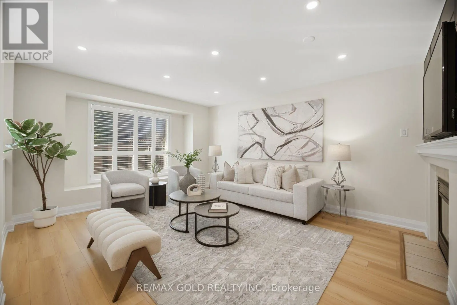 5566 BROADPATH GATE