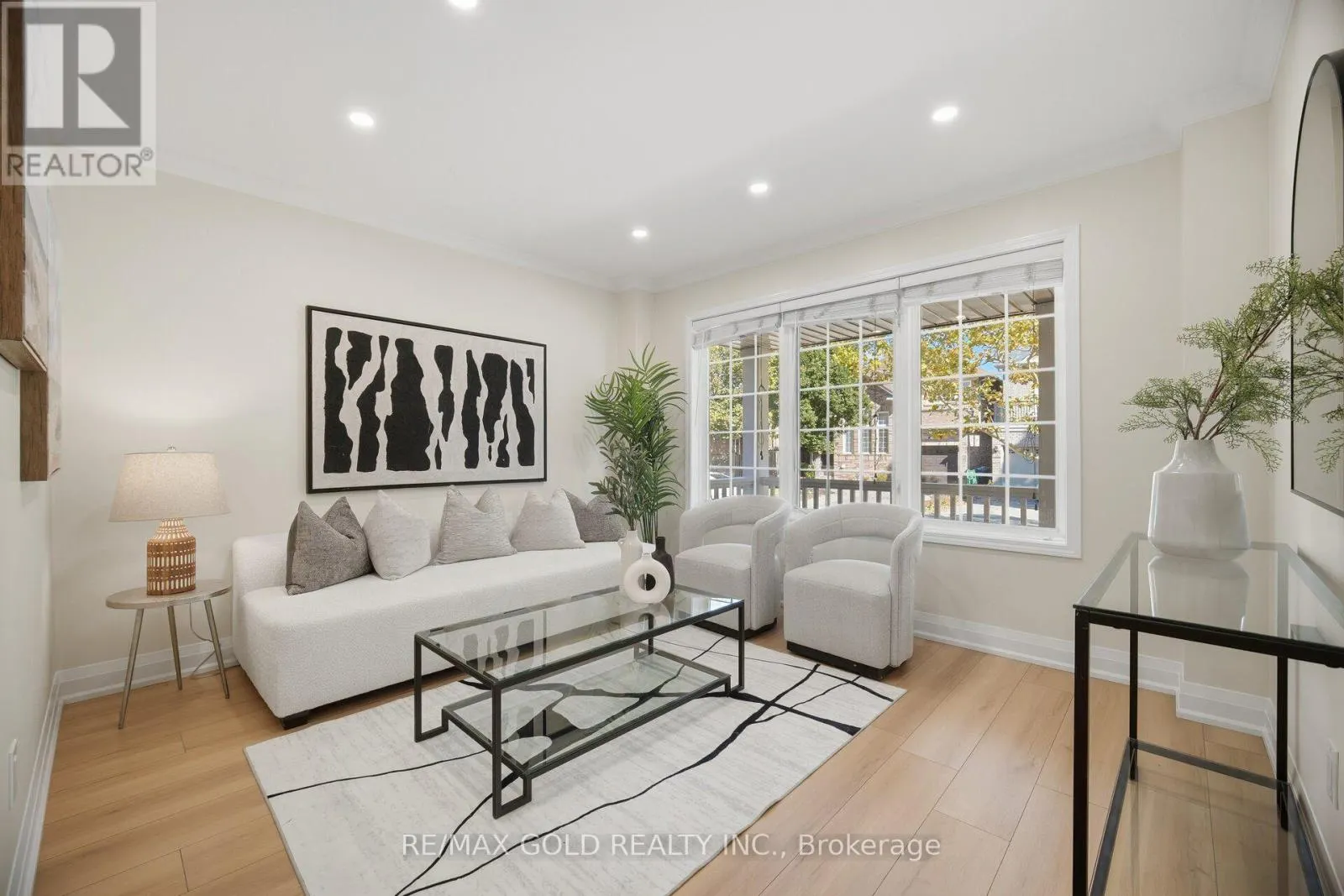 5566 BROADPATH GATE