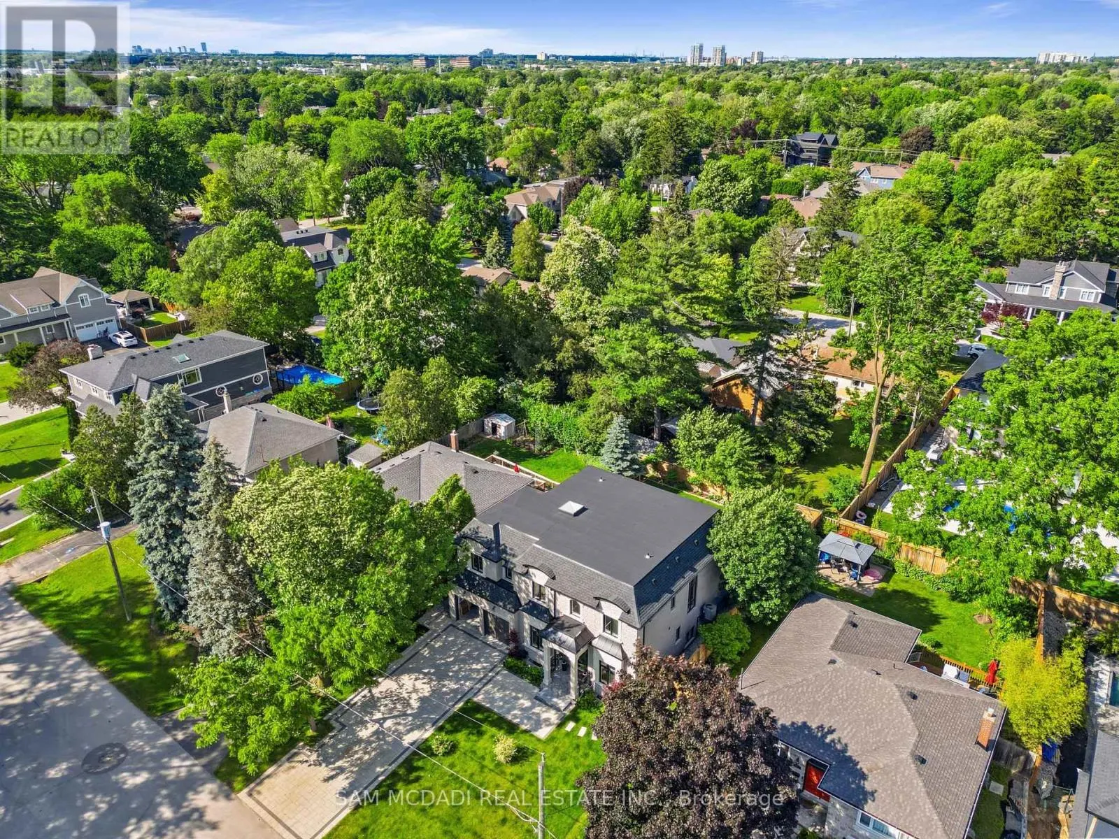 403 WILLIS DRIVE