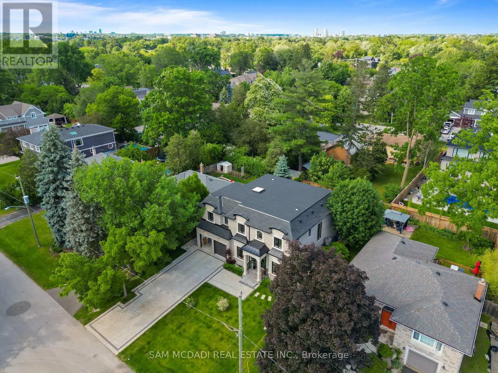 403 WILLIS DRIVE