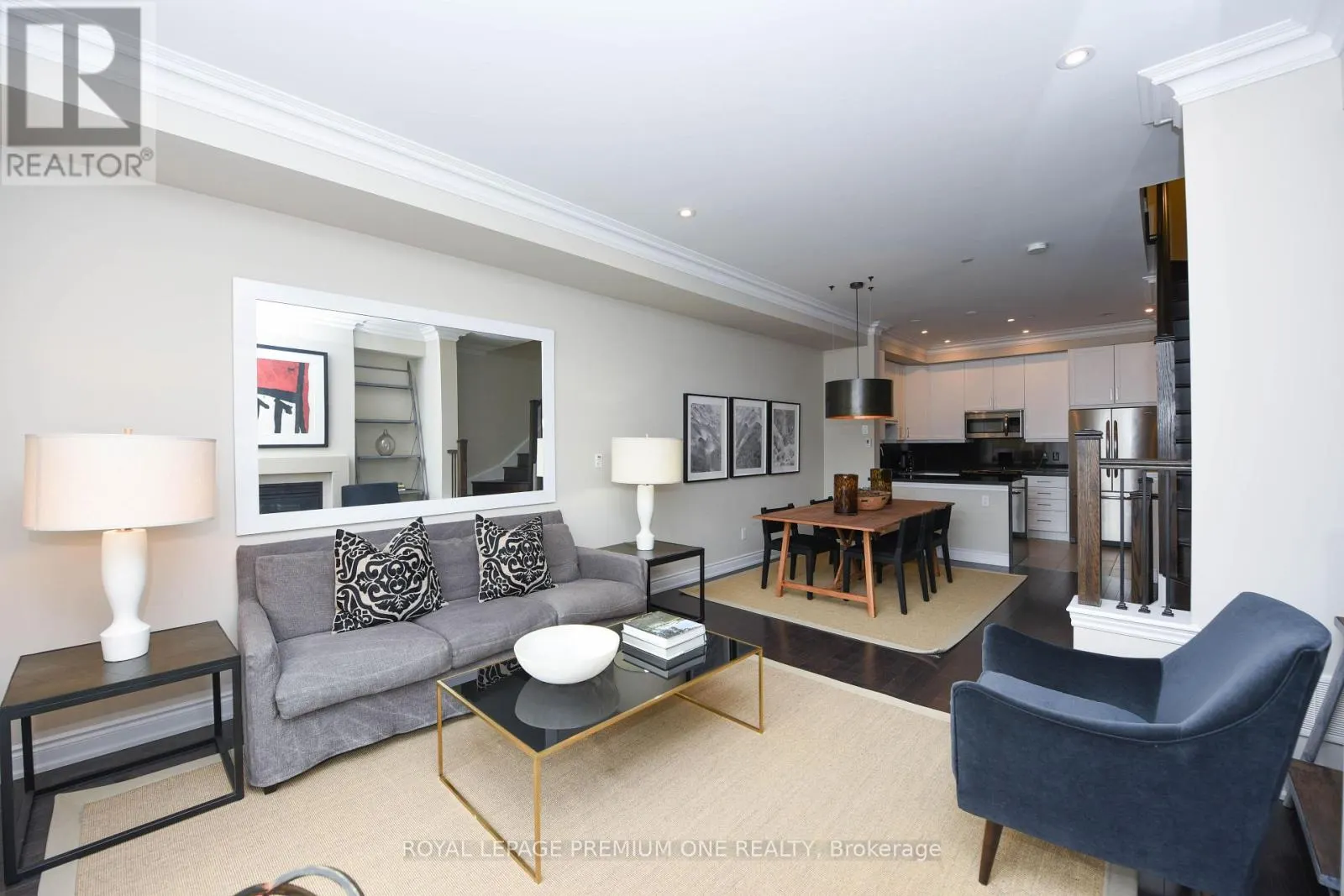 6A ACORN AVENUE