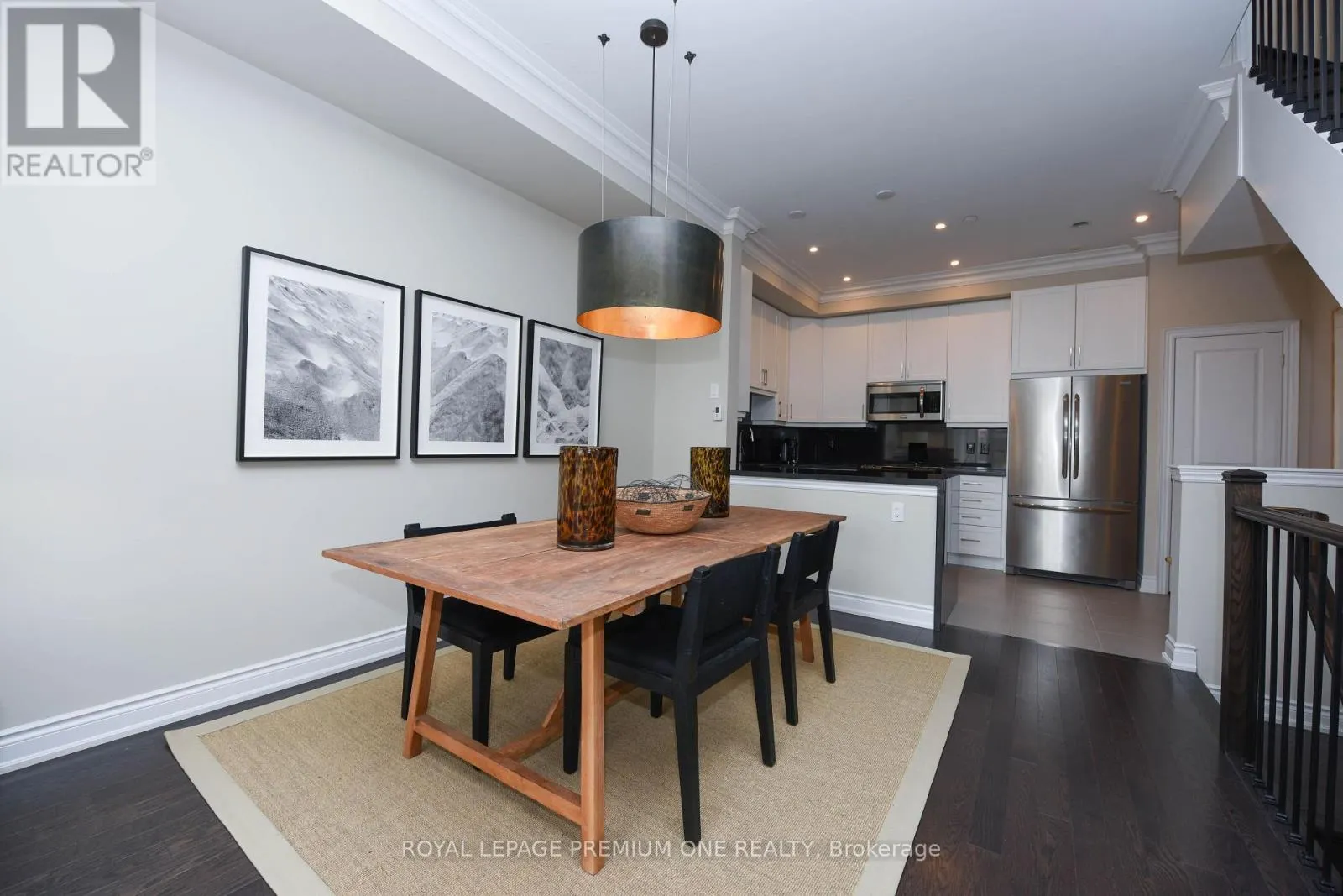 6A ACORN AVENUE