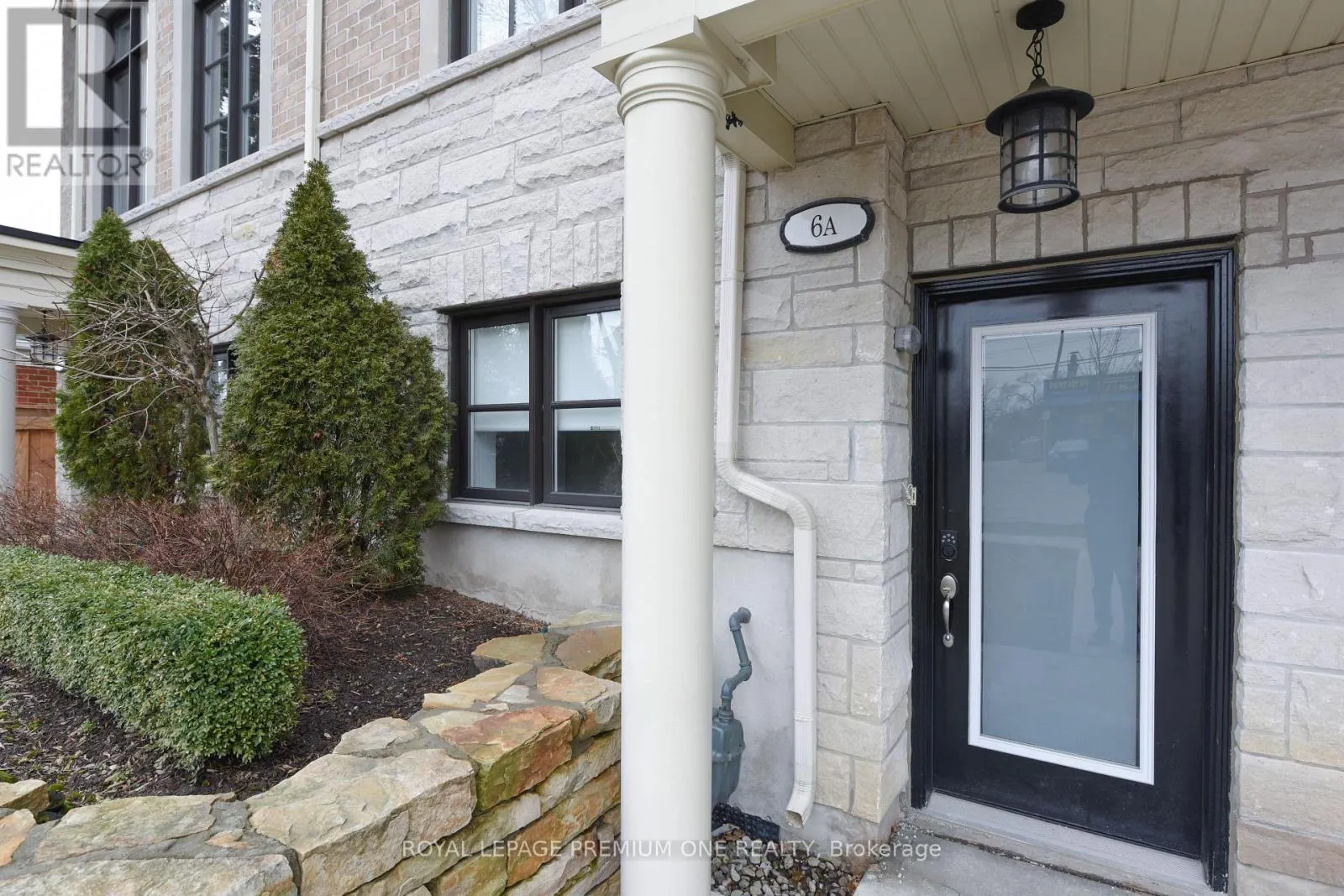 6A ACORN AVENUE