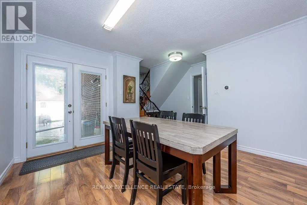 41 TREWARTHA CRESCENT