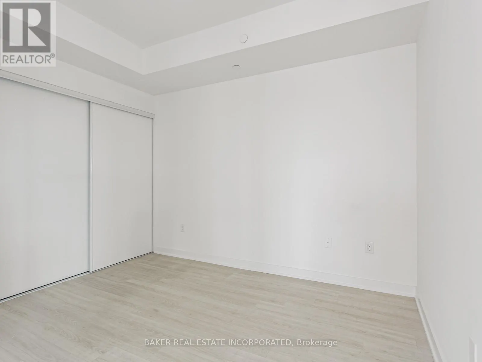 213 - 3883 QUARTZ ROAD