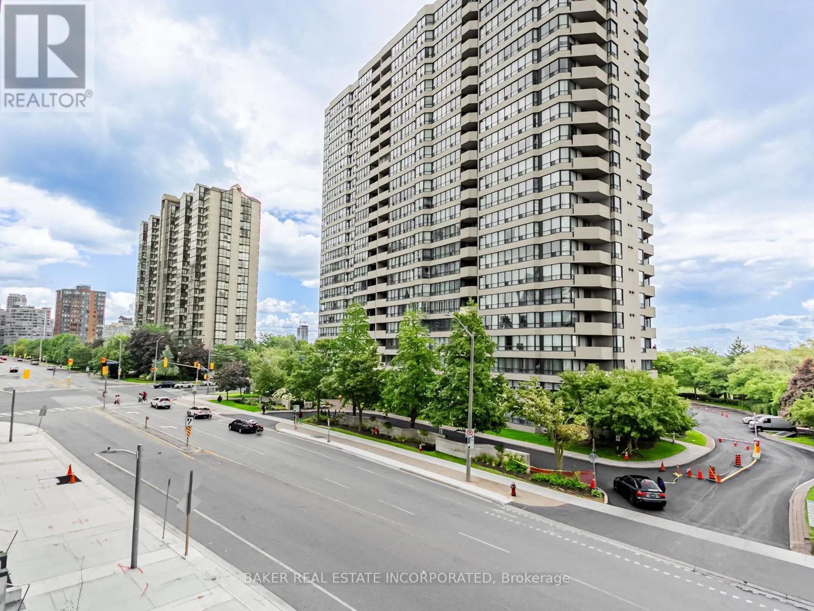 213 - 3883 QUARTZ ROAD
