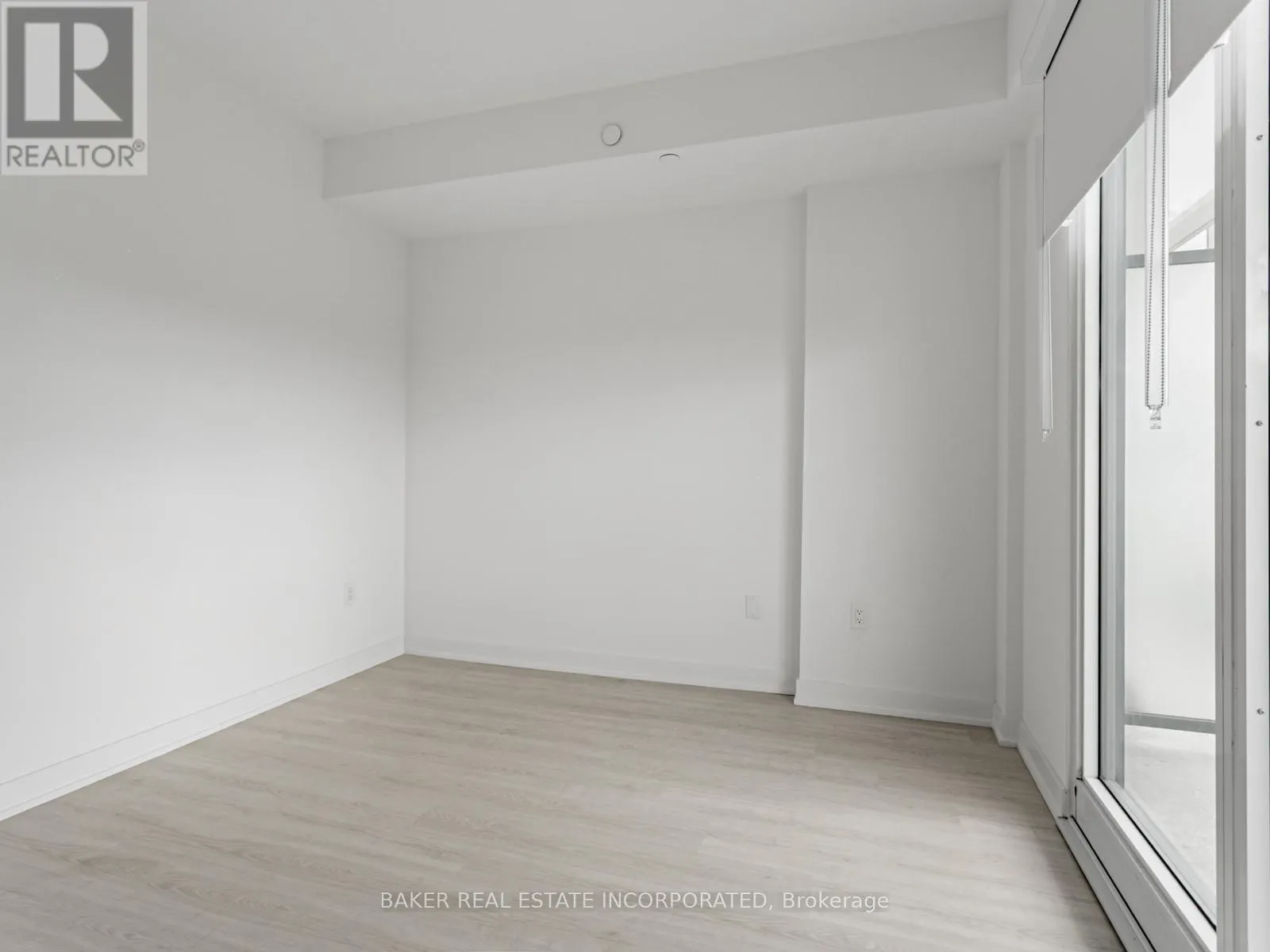 213 - 3883 QUARTZ ROAD