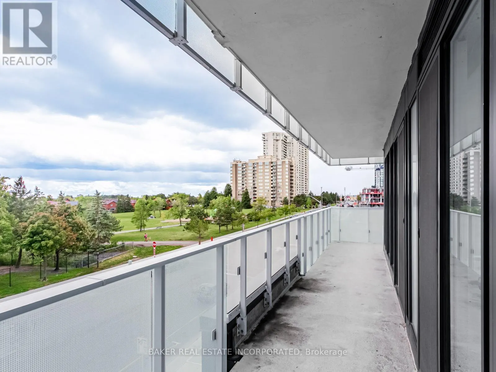 213 - 3883 QUARTZ ROAD