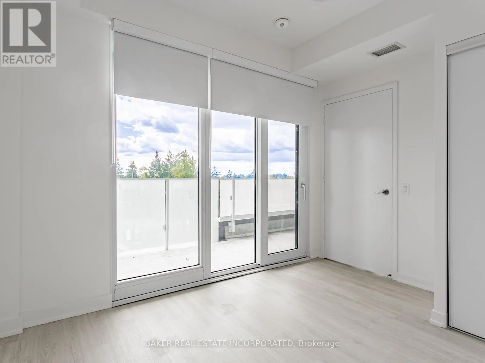 213 - 3883 QUARTZ ROAD