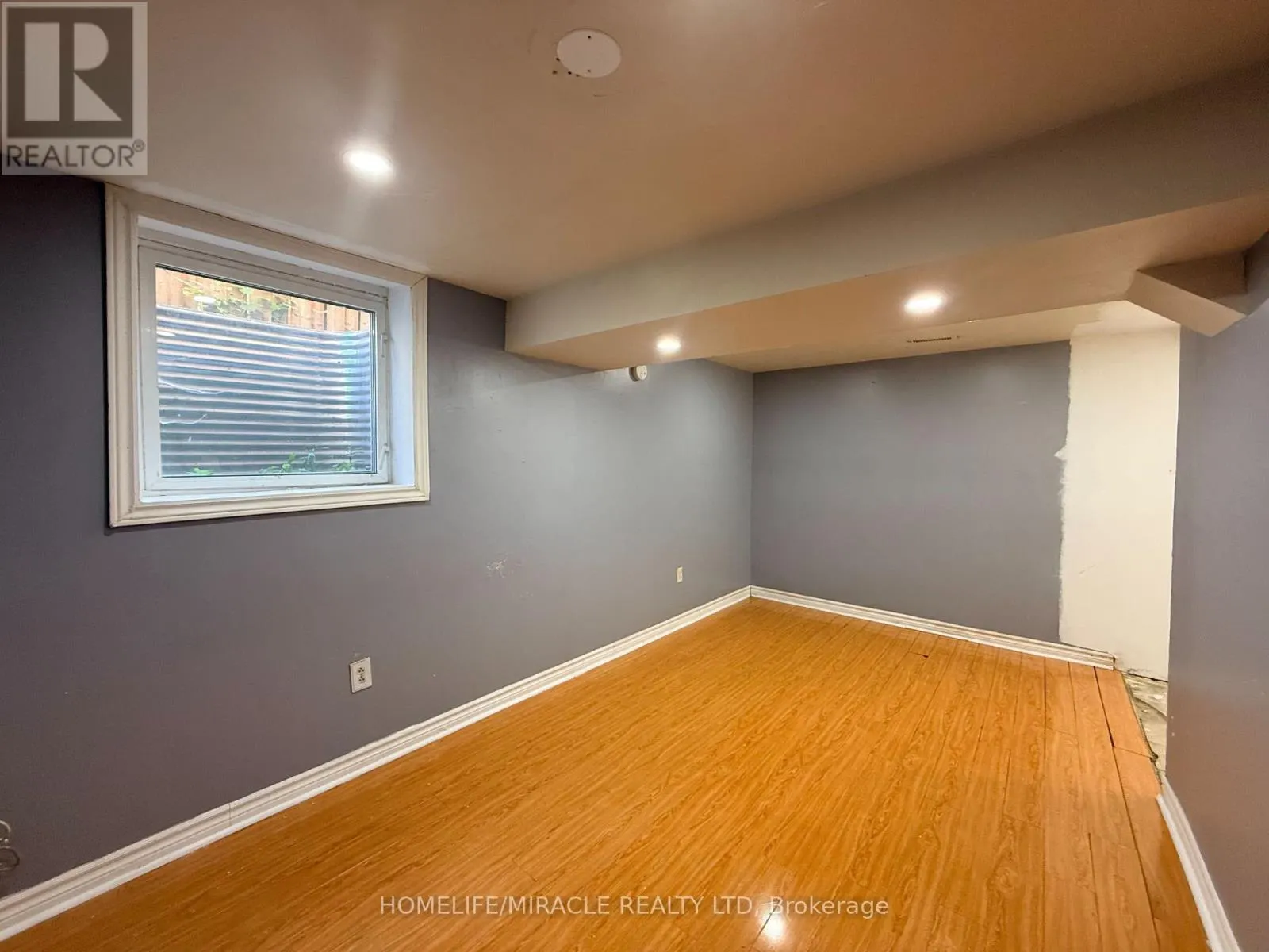 1 HUDSON DRIVE