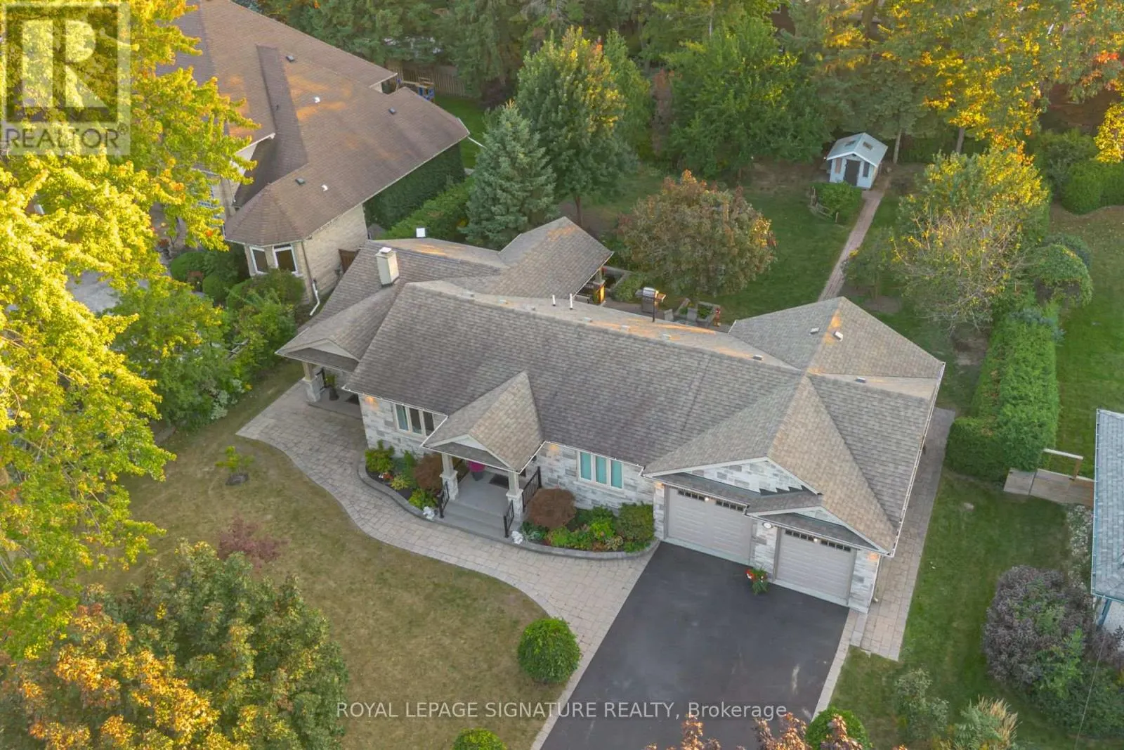2544 SHARON CRESCENT