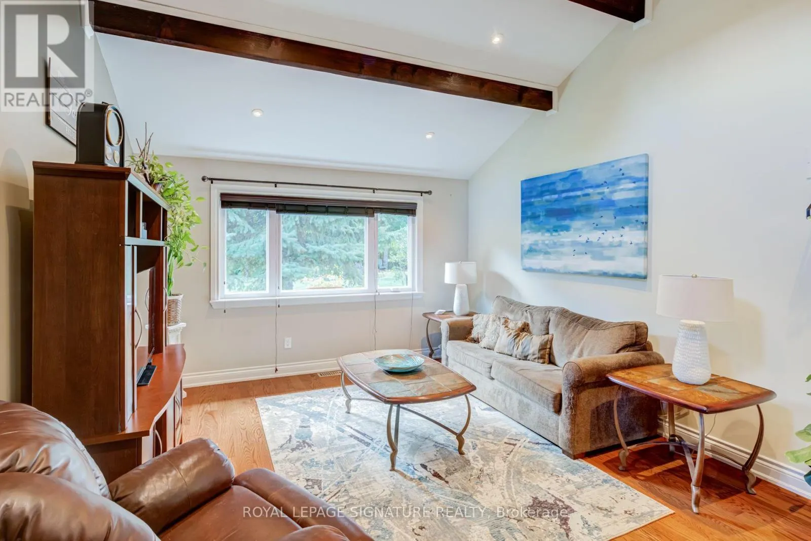 2544 SHARON CRESCENT