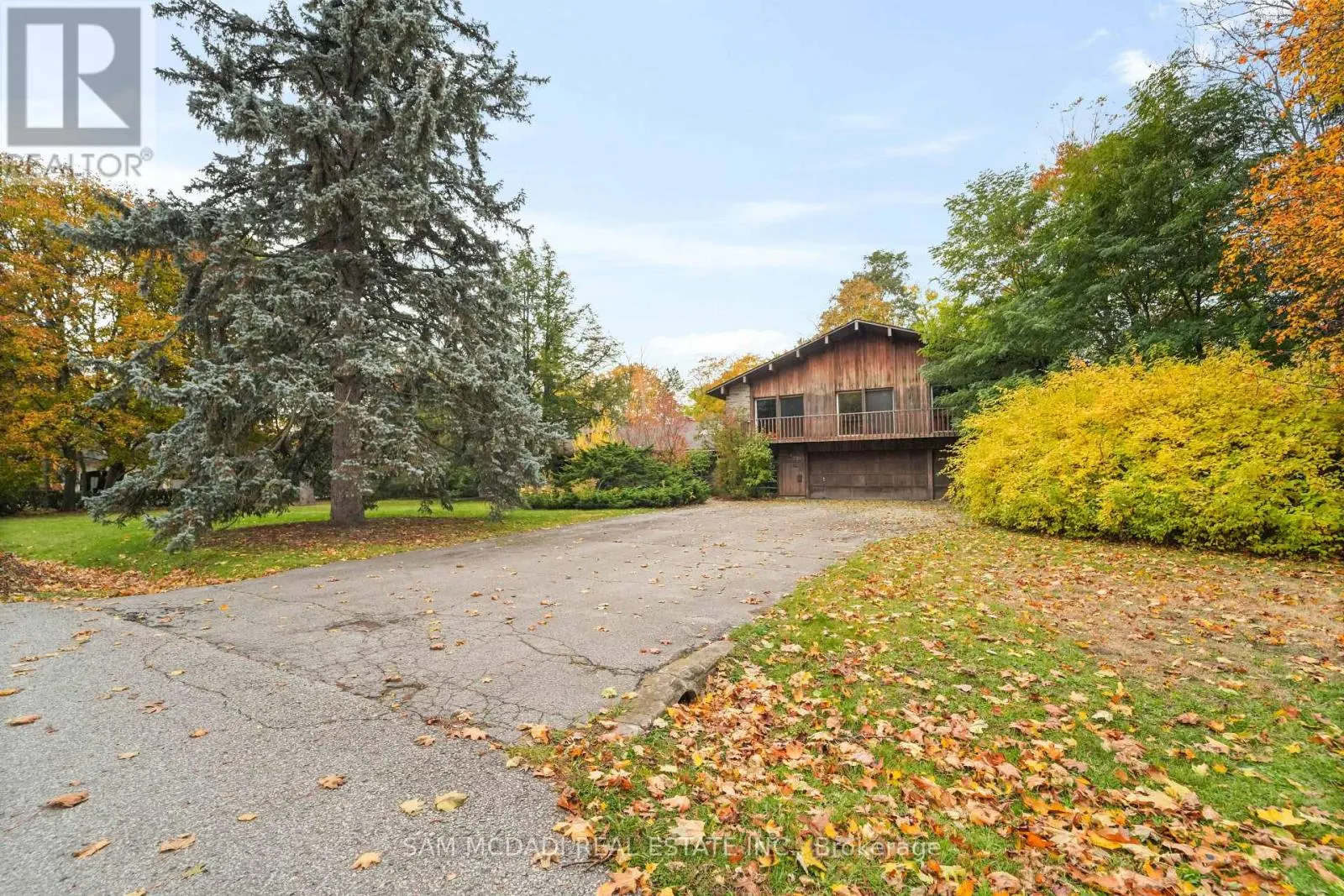 1310 RAVINE DRIVE