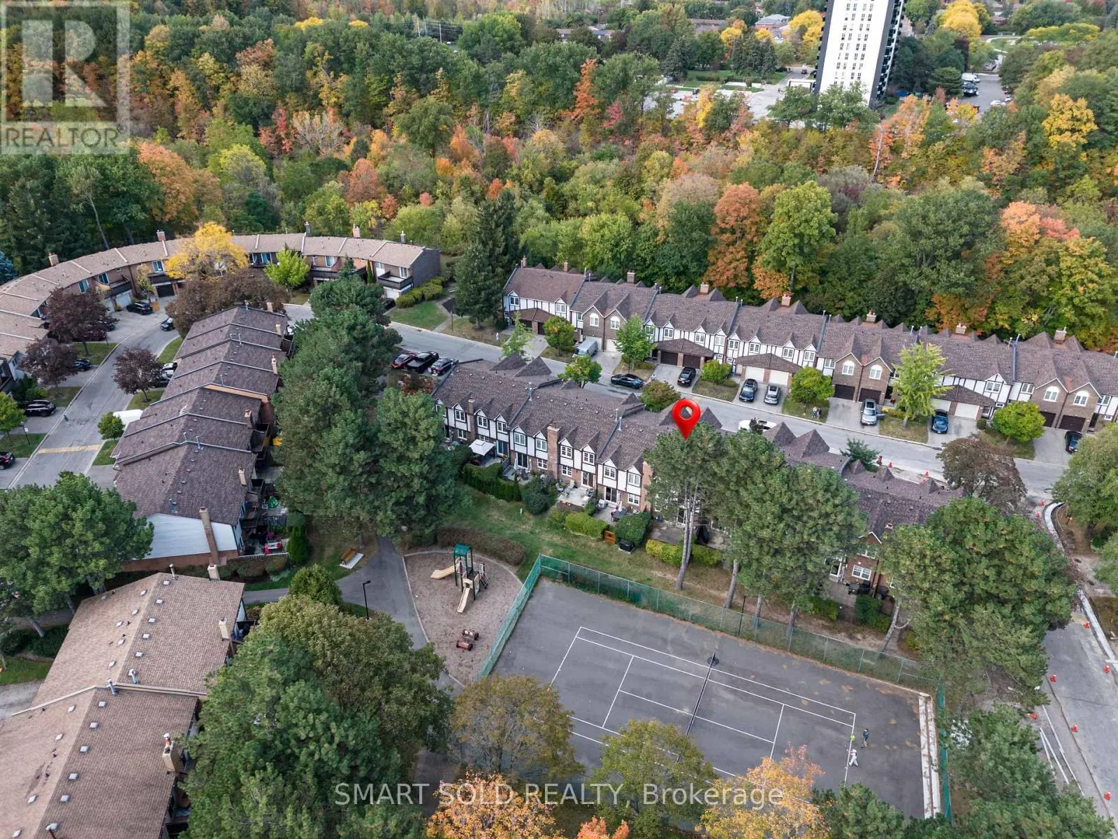 32 - 2120 RATHBURN ROAD E
