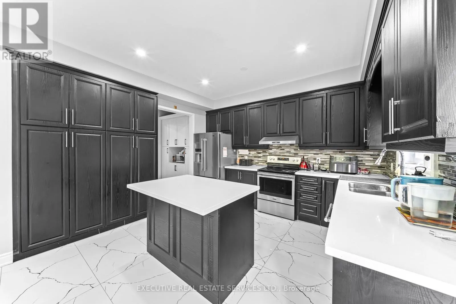 7 CHAPPARAL DRIVE