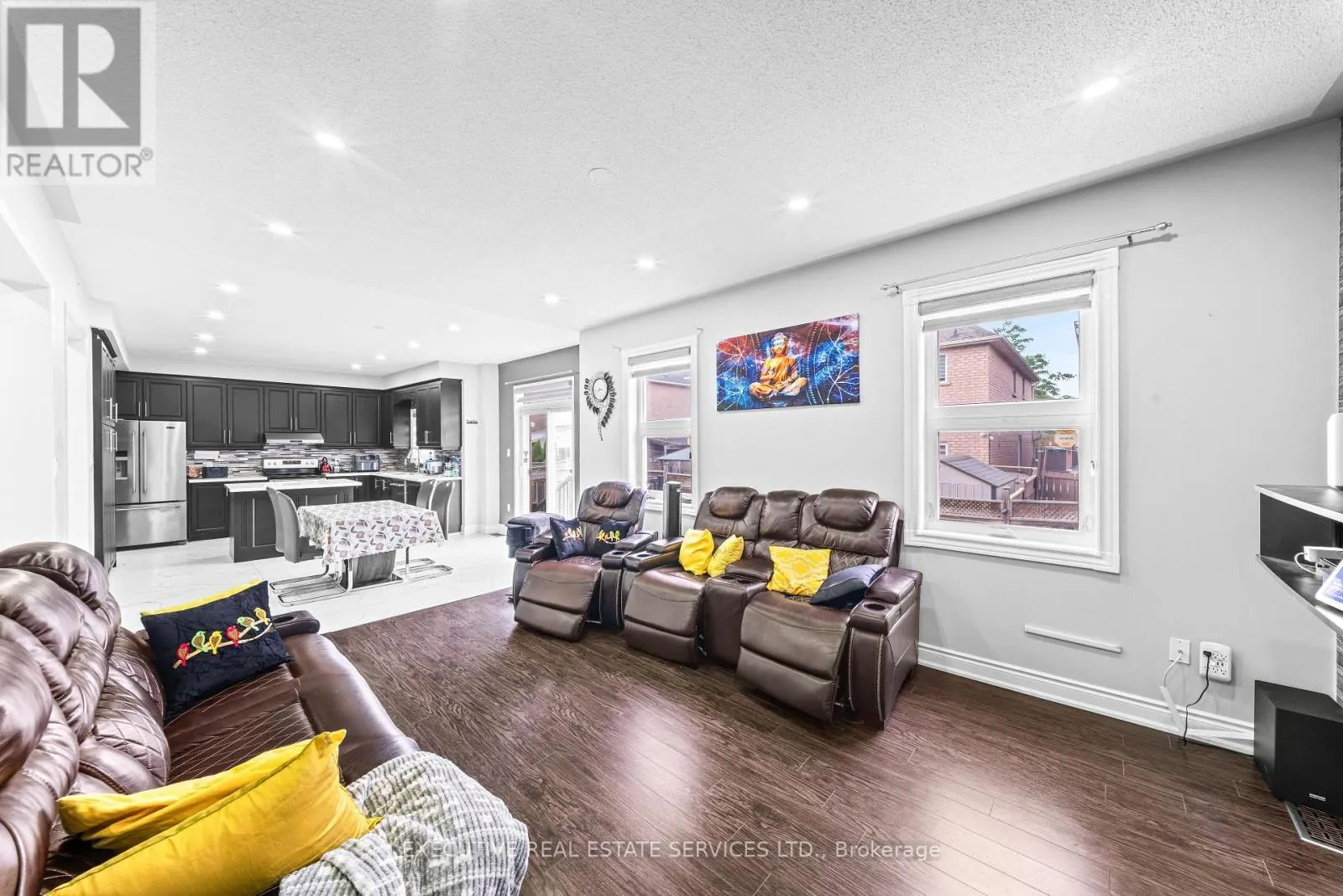 7 CHAPPARAL DRIVE