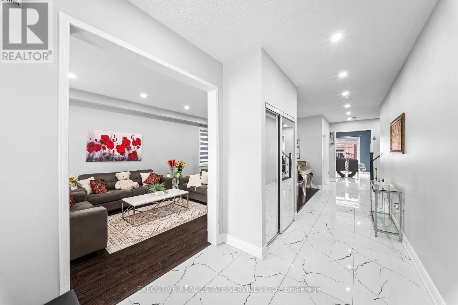 7 CHAPPARAL DRIVE