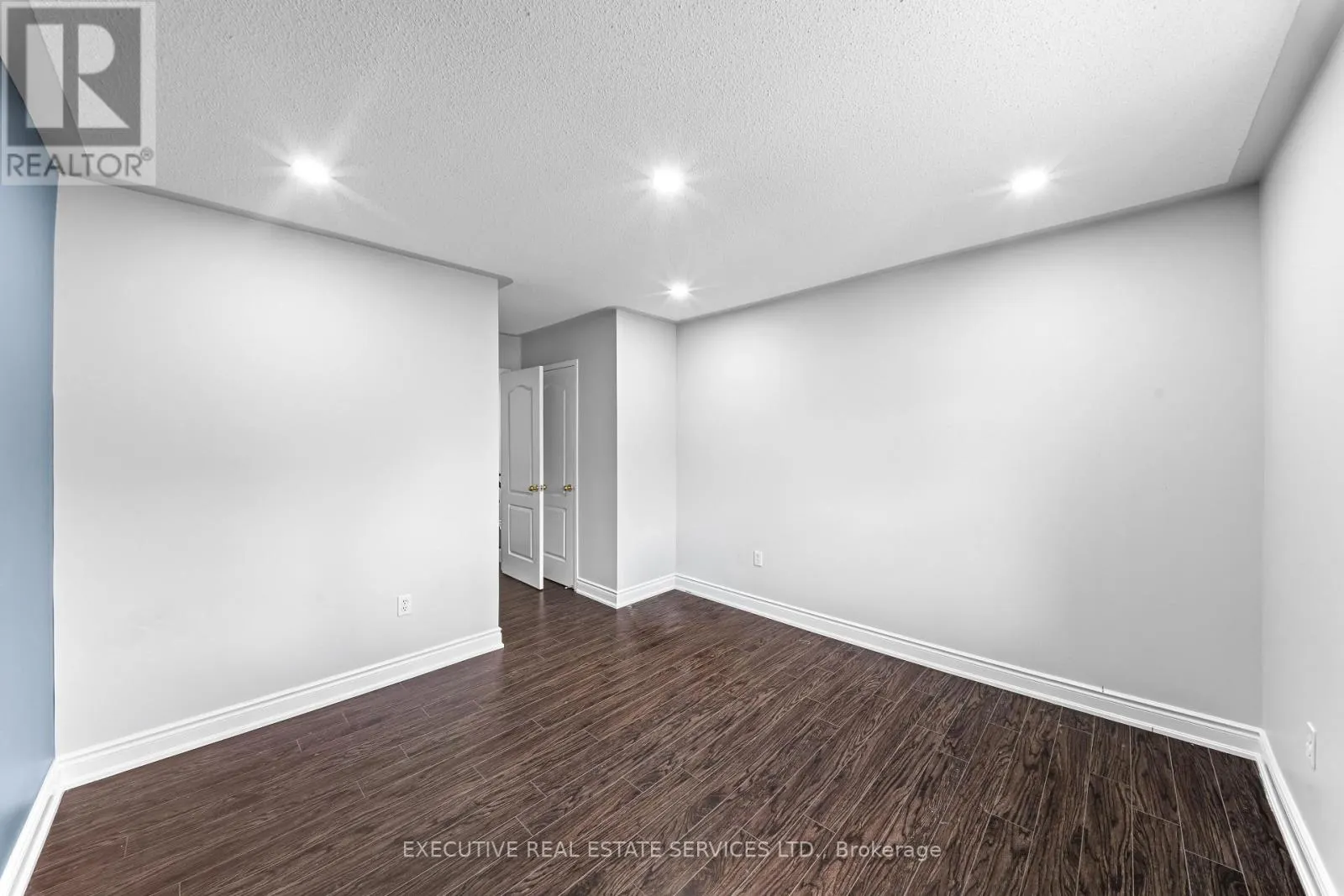7 CHAPPARAL DRIVE
