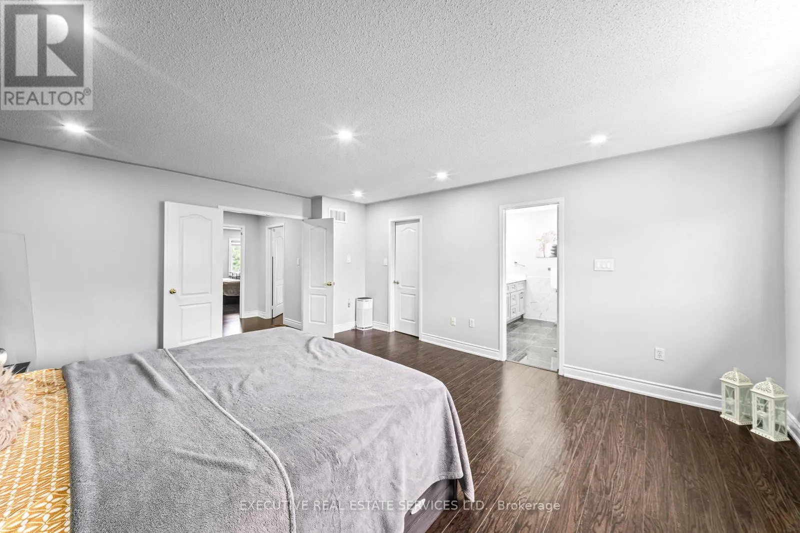 7 CHAPPARAL DRIVE
