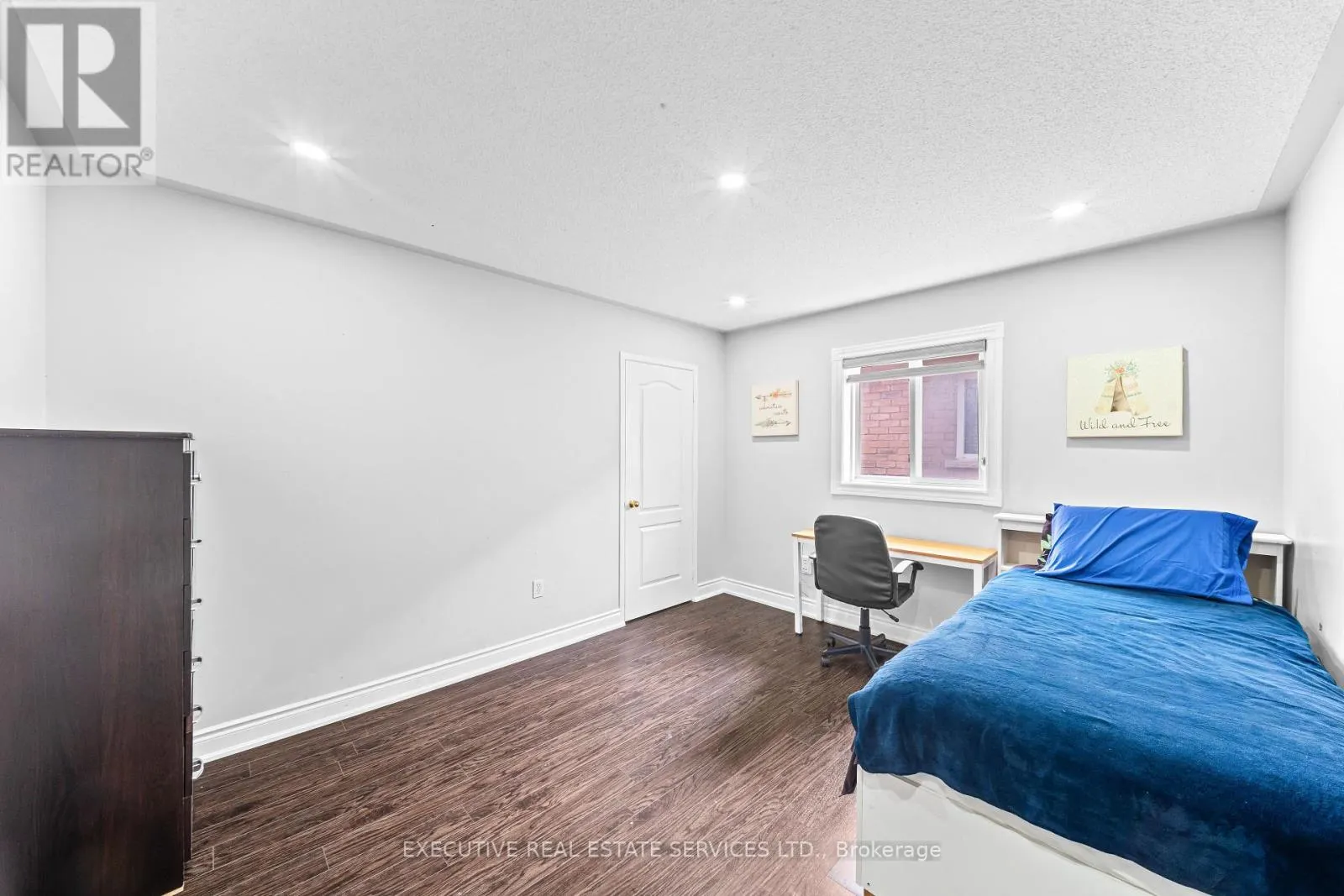 7 CHAPPARAL DRIVE