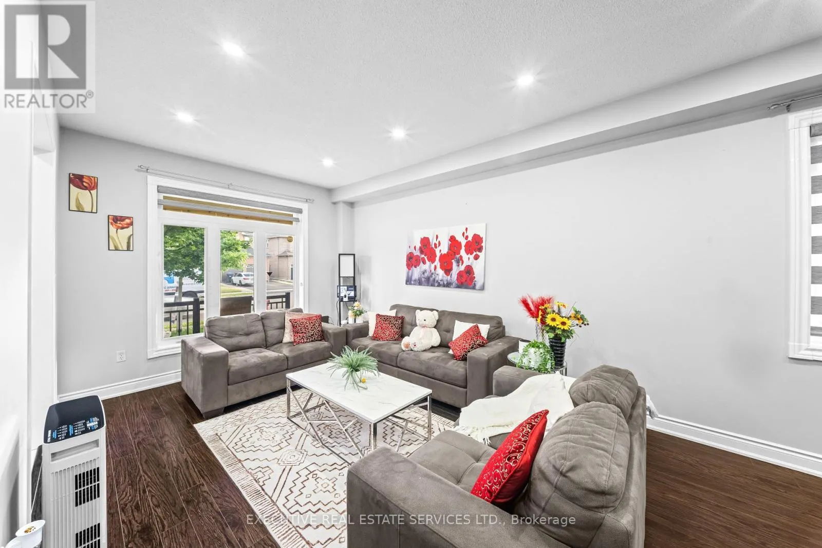 7 CHAPPARAL DRIVE