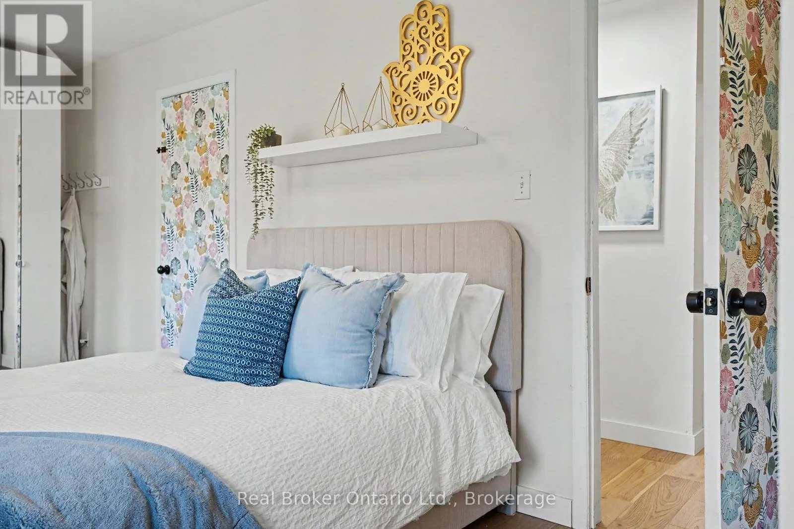 54 - 5475 LAKESHORE UNIT ROAD #54