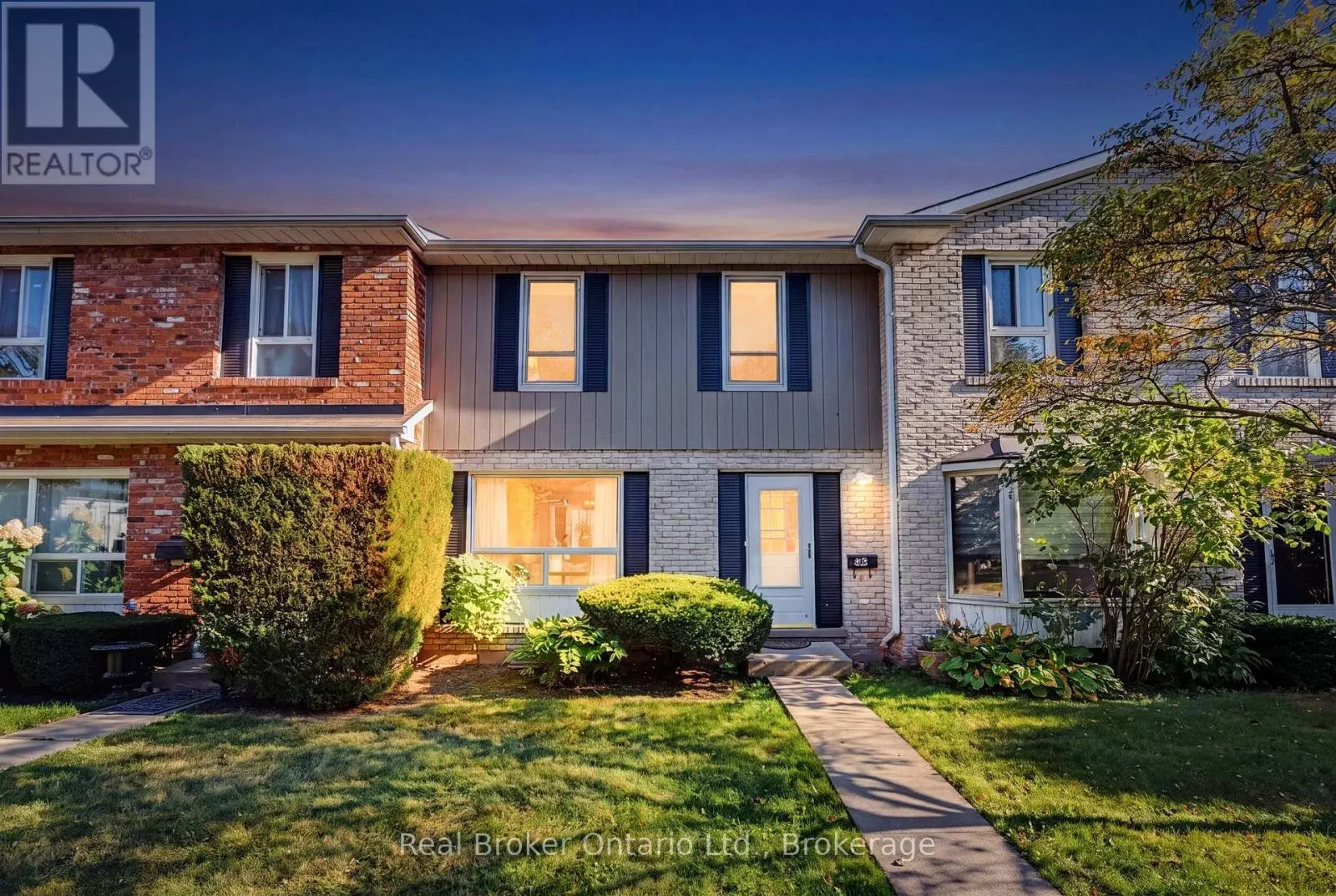54 - 5475 LAKESHORE UNIT ROAD #54