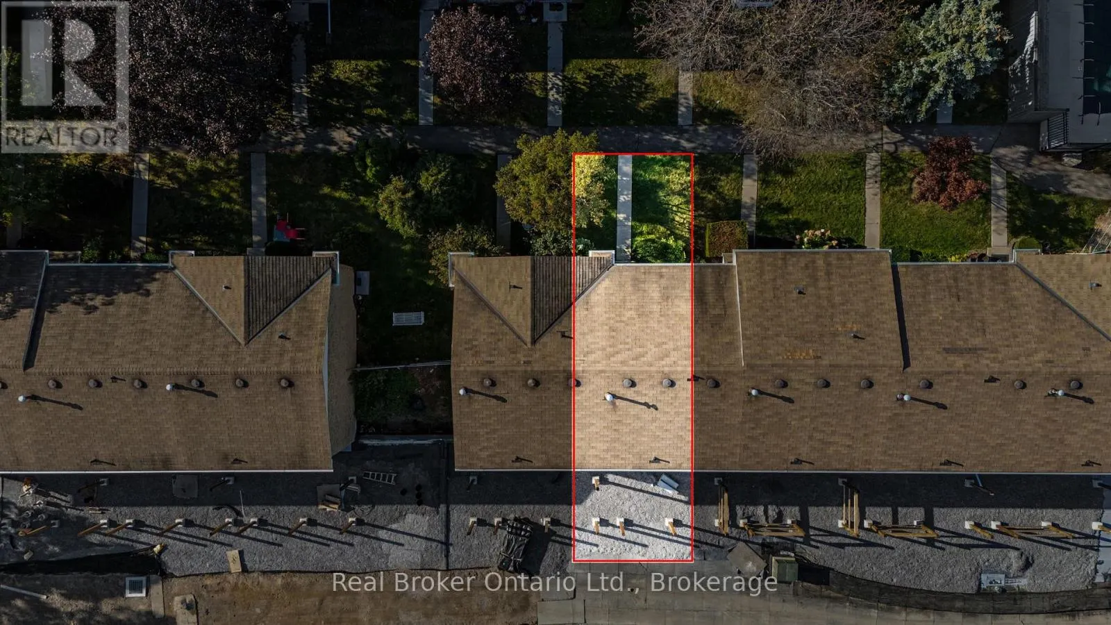 54 - 5475 LAKESHORE UNIT ROAD #54