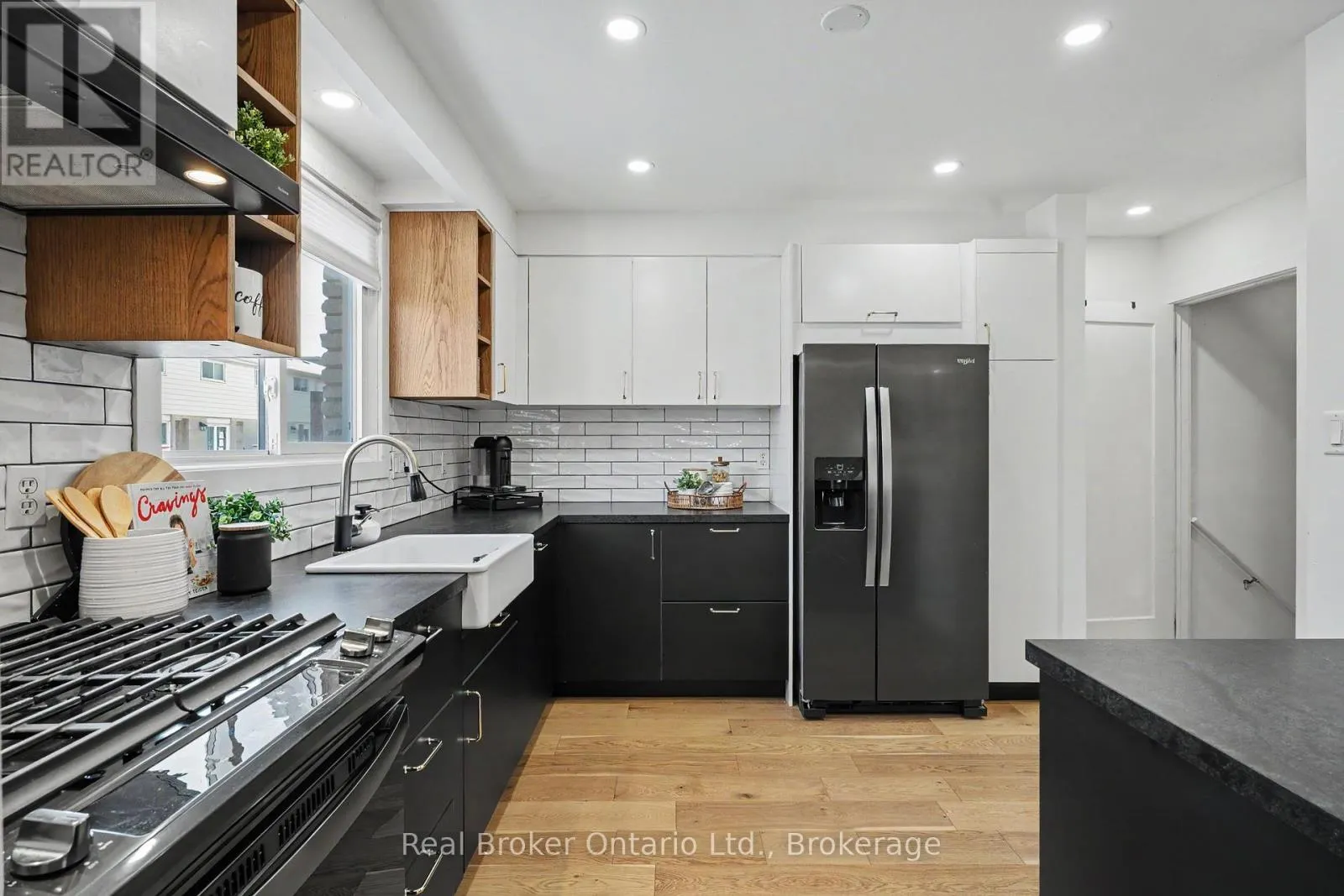 54 - 5475 LAKESHORE UNIT ROAD #54