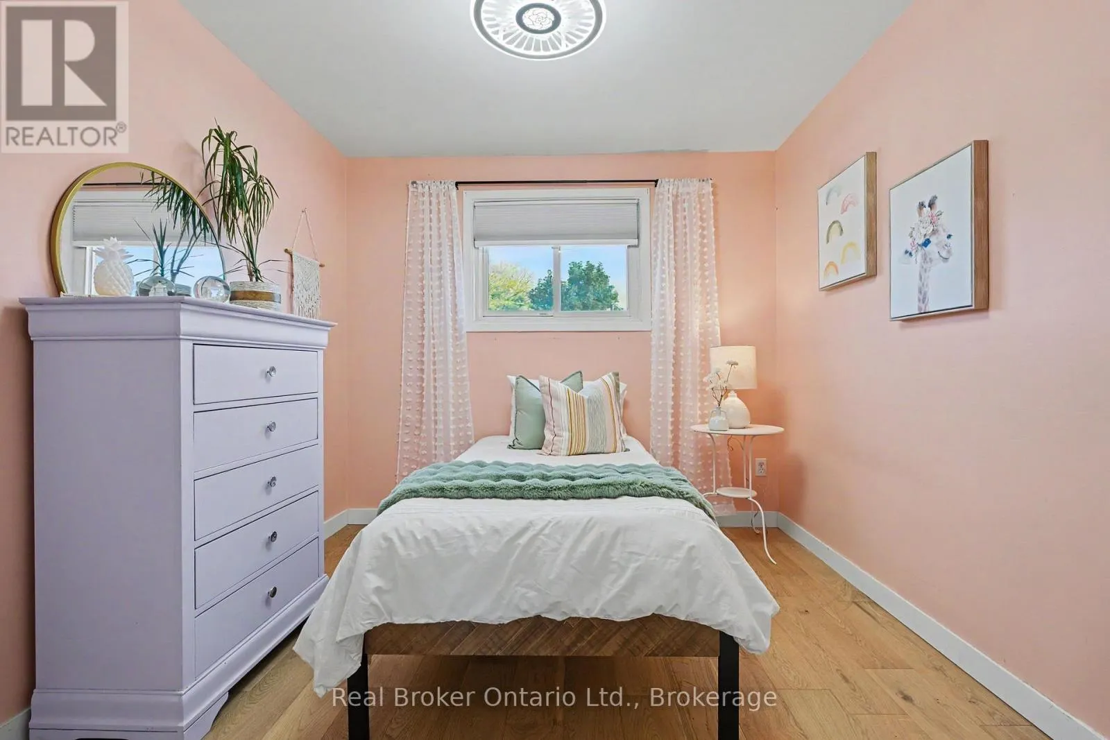 54 - 5475 LAKESHORE UNIT ROAD #54