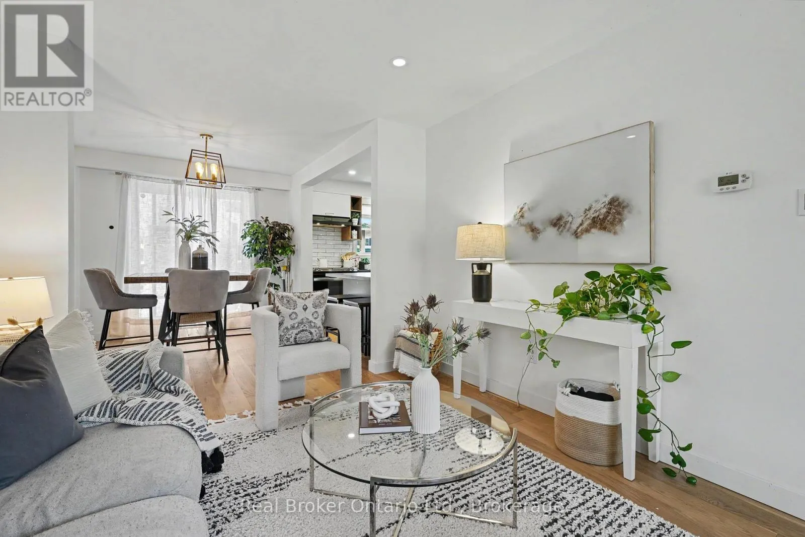 54 - 5475 LAKESHORE UNIT ROAD #54